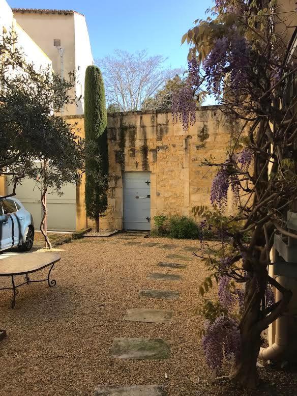 Maison De Provencale 13150 Holiday home *