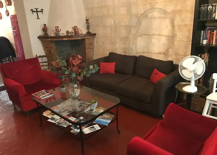 Maison De Ville Provencale Tarascon 13150